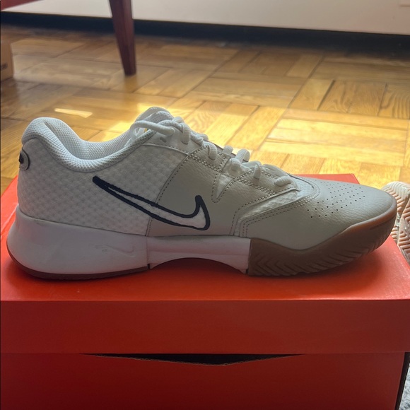 Nike Court Lite 4 Women’s Tennis Sneakers - Size W 8.5 - Picture 12 of 16